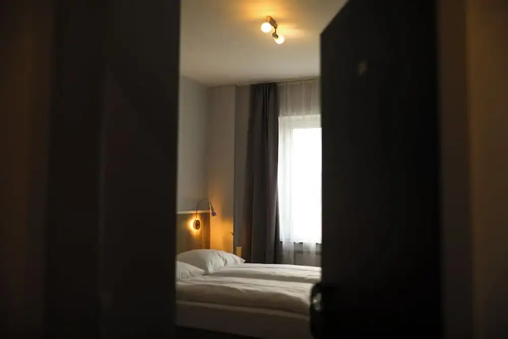 Skyline Hotel
