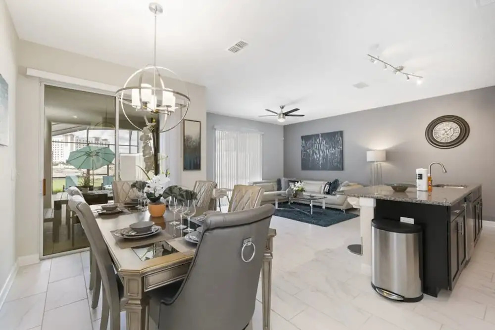 Storey Lake - 3062 Gatsby Street