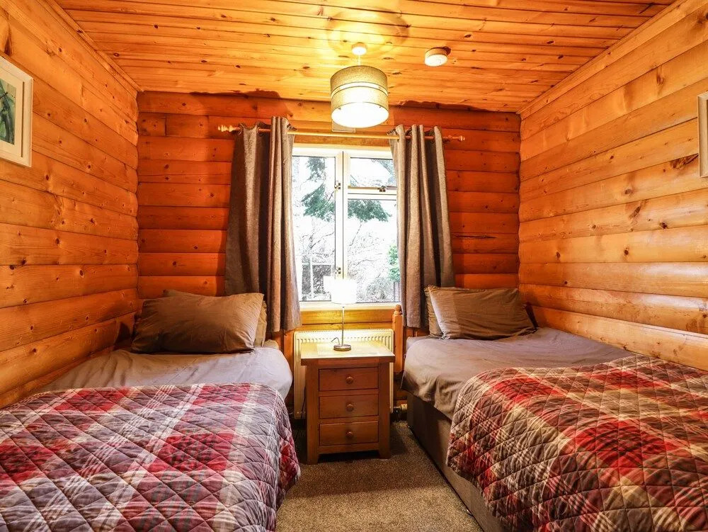 Rowan Lodge