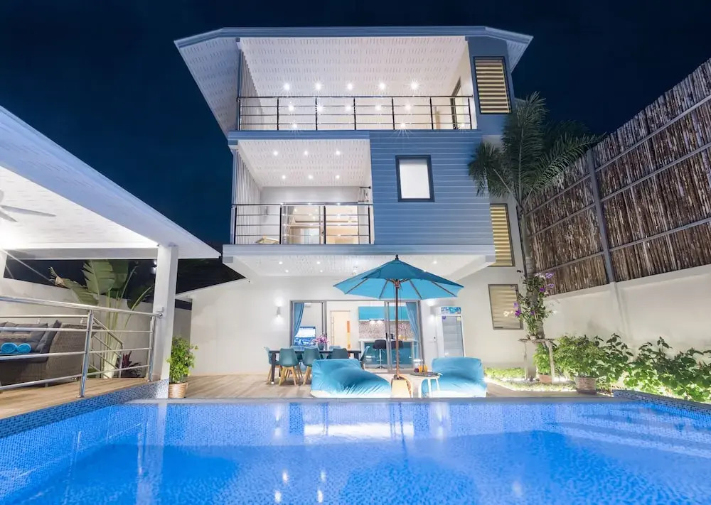 4 Bedrooms Villa Colibri