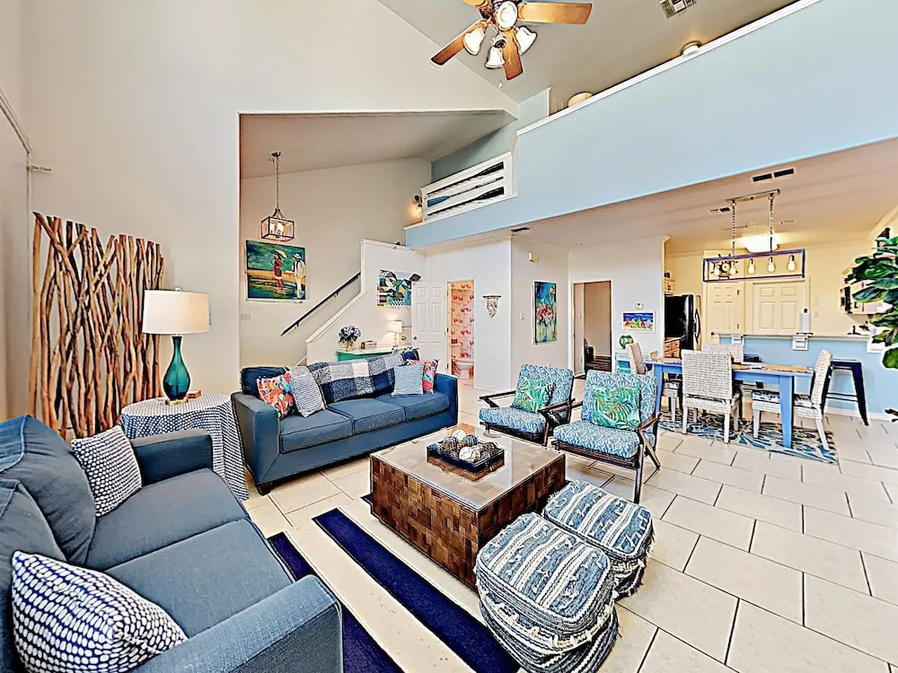 South Padre Island Townhouse #115 3 Bedrooms 2.5 Bathrooms Townhouse
