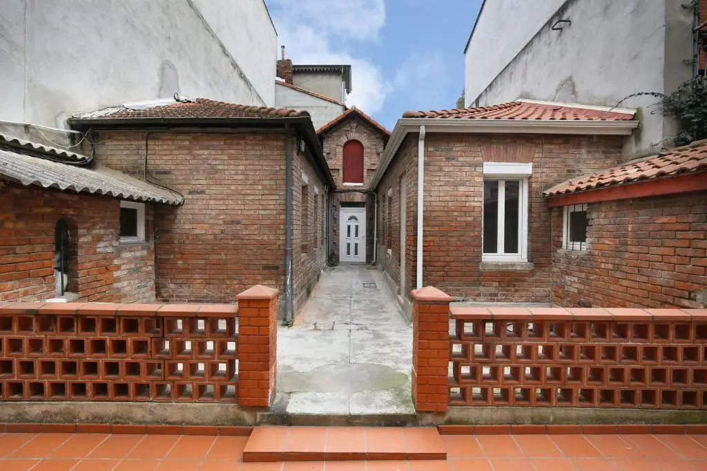 Ravissant appartement dans une chartreuse