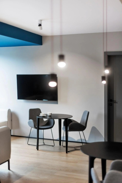 FourRoomotel