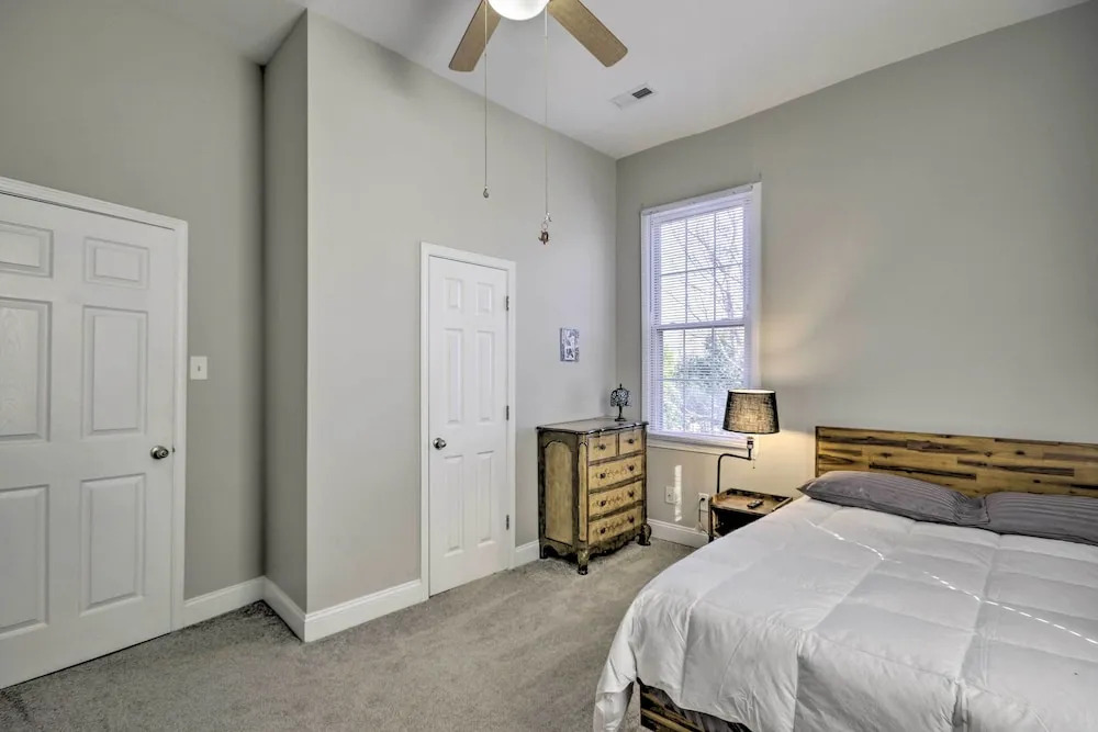 Columbia Home w/ Spacious Yard < 2 Mi to Dtwn