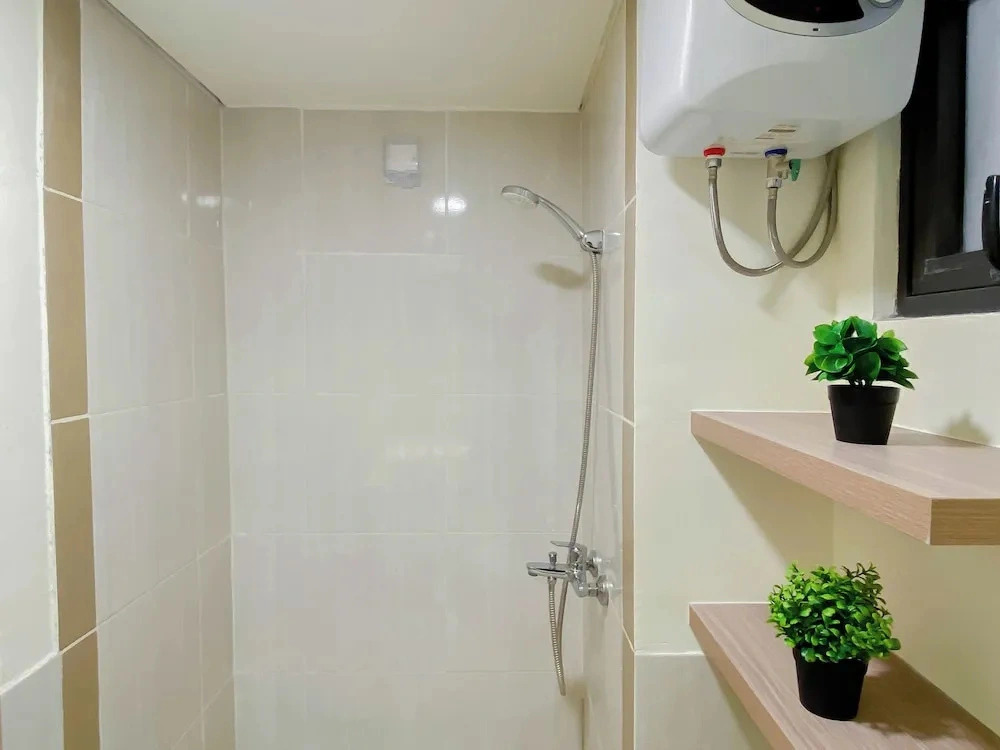 Comfortable And Good 2Br Space At Apartment Meikarta