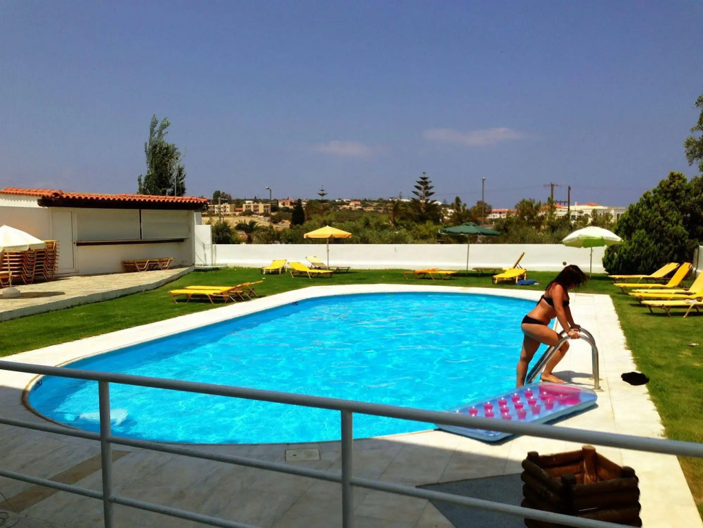 Mastorakis Hotel and Studios