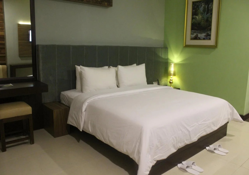 Sutan Raja Hotel & Convention Centre Kotamobagu