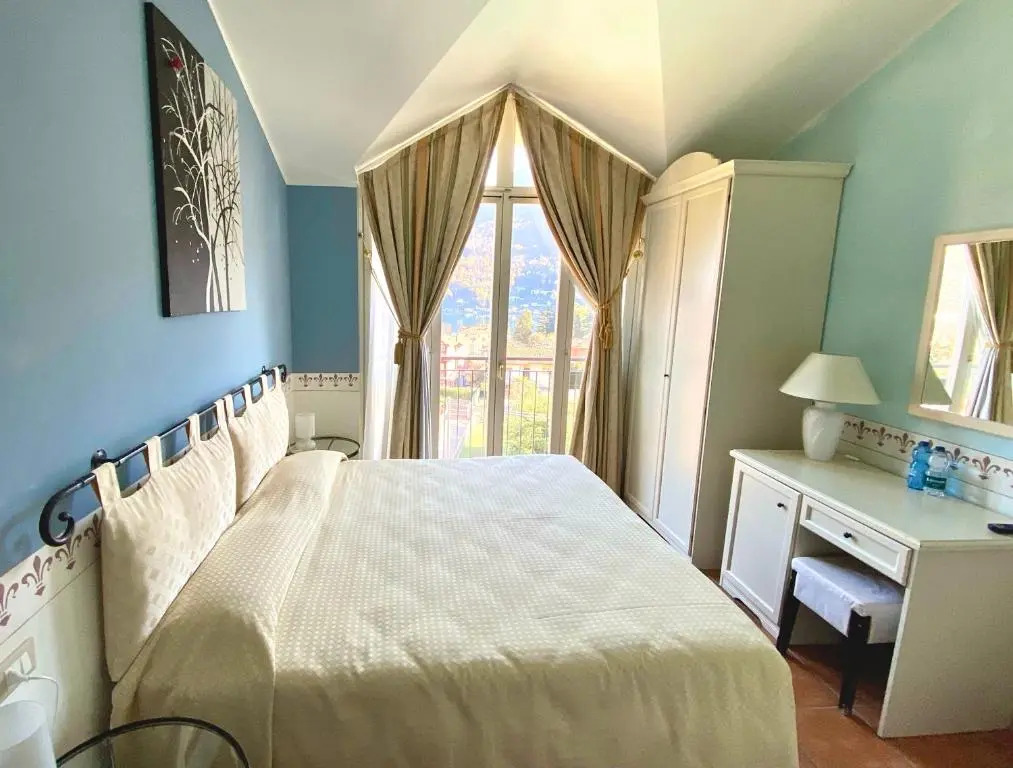 Caroline Hotel