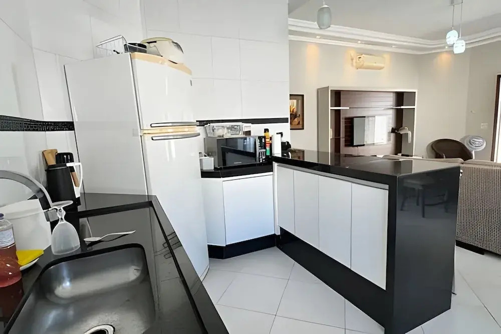 Casa com piscina em Bertioga 1