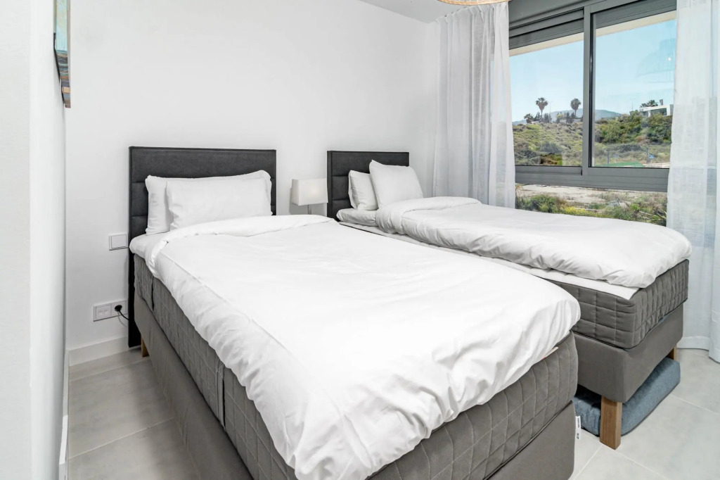 VG13- Modern apartment, 5 min to beach