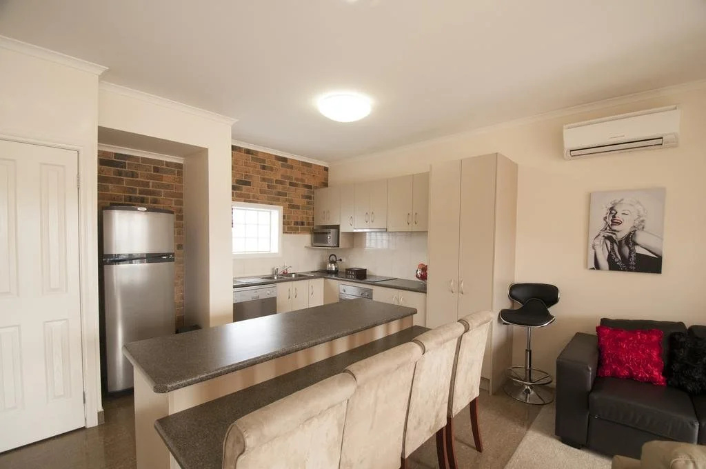 Yarra Glen Racecourse Apartments