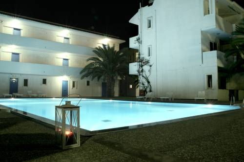 Golden Sun Apts