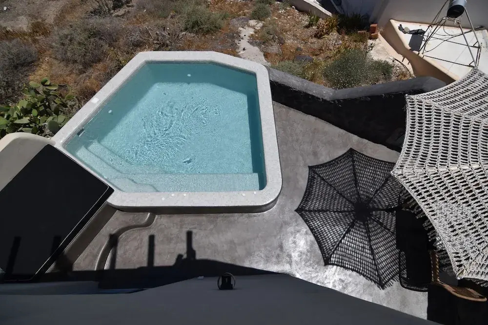 Panthea Suite Santorini