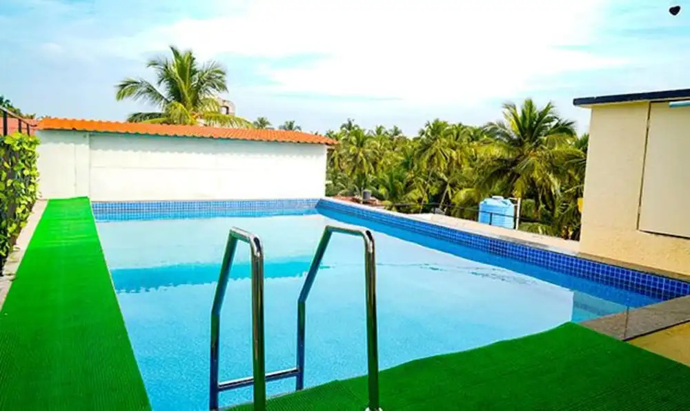 Fabexpress Paroza Suites