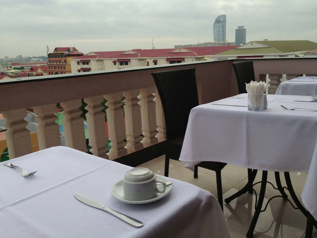 Jun Yue Hotel