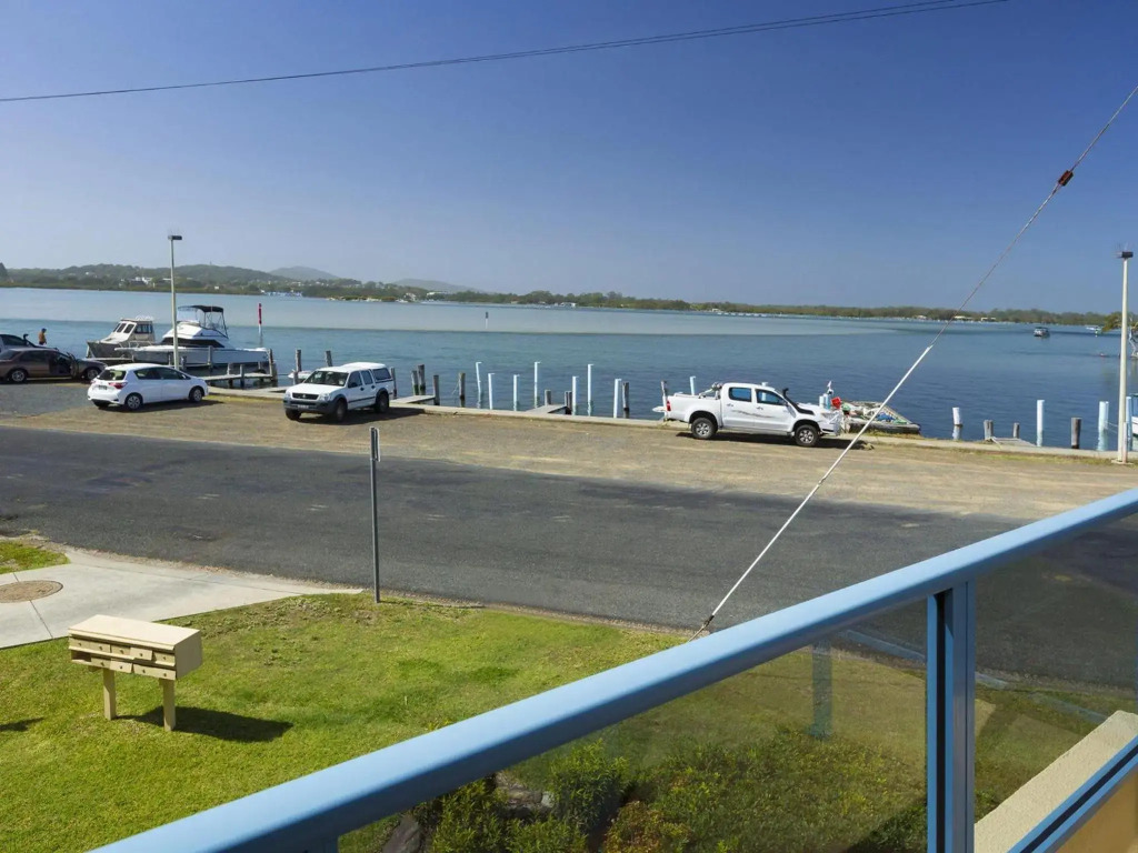 Fairholme 12