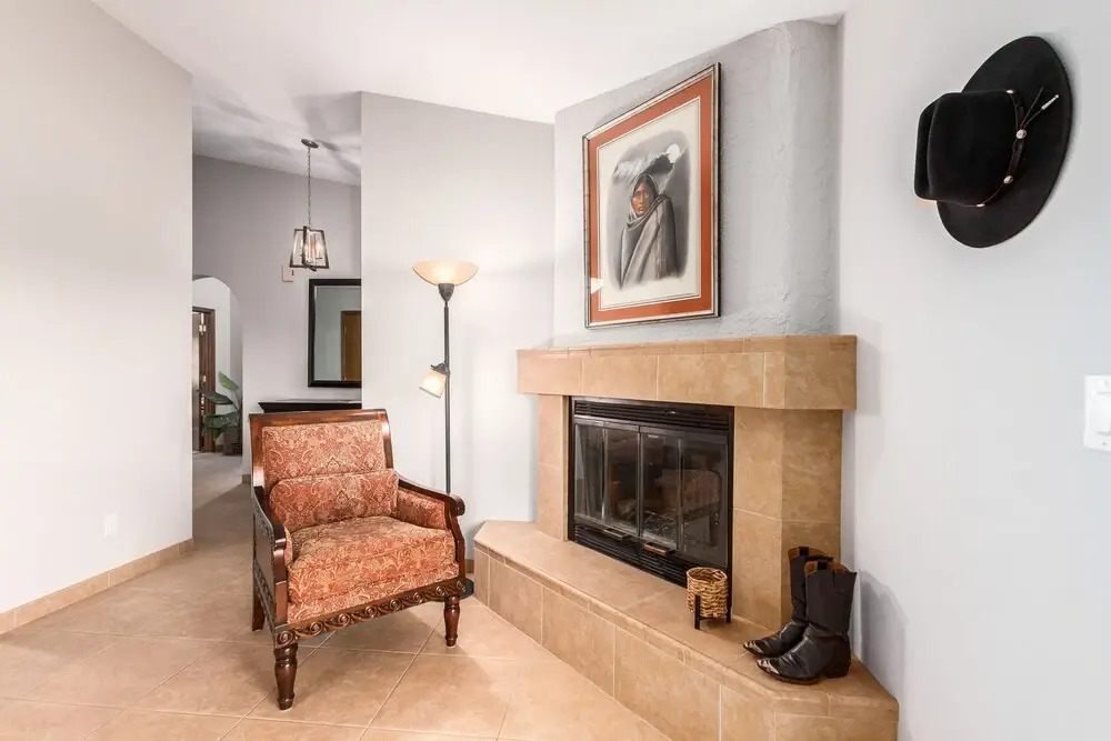 Ridgeway Fountain Hills 3 Bedroom Home by RedAwning
