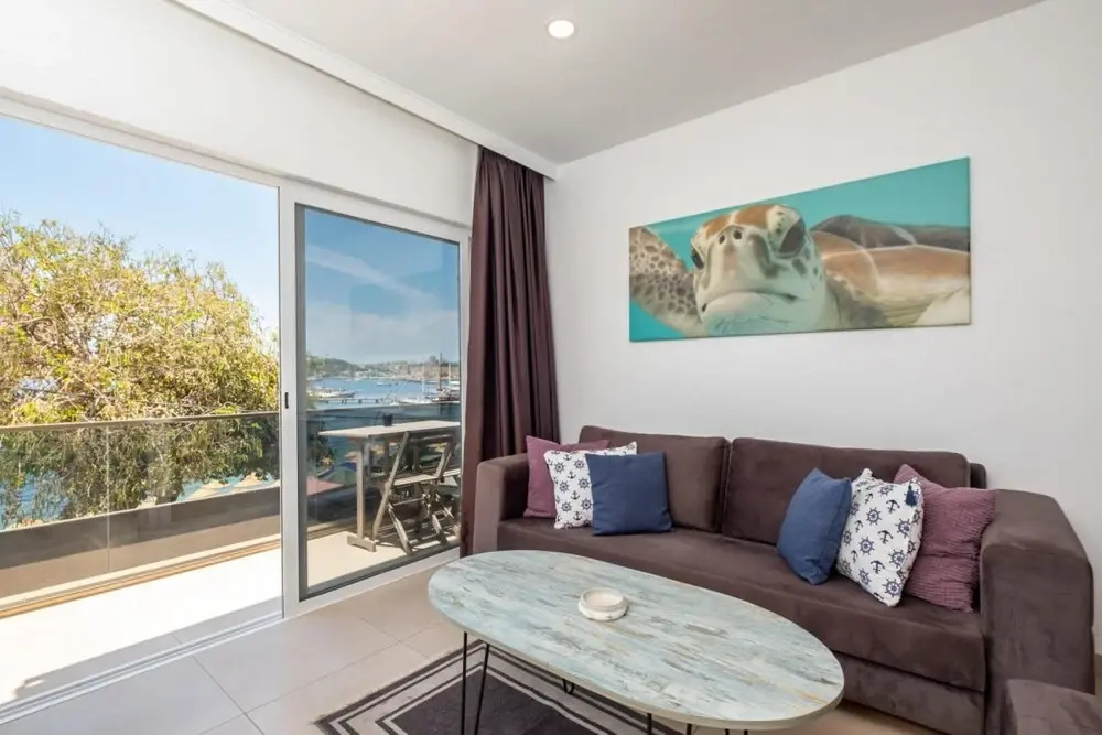 Seafront Flat With Breathtaking Sea View in Bodrum
