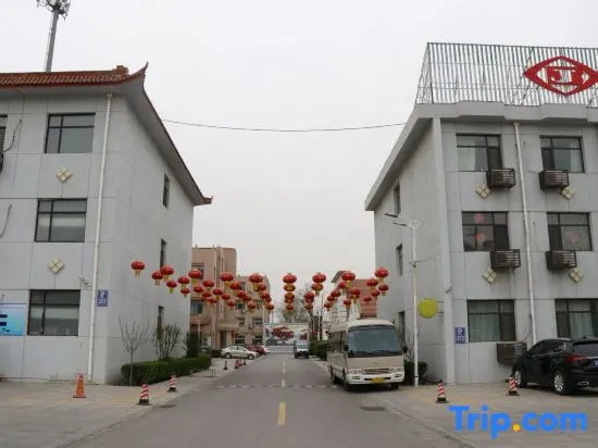 Cangzhou Hotel