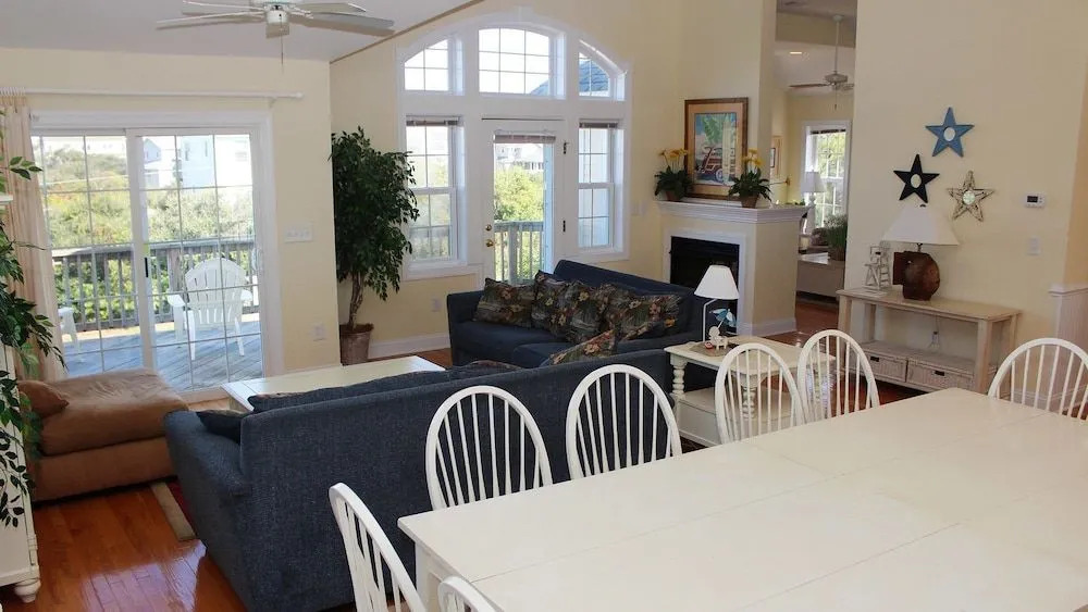 Keep Smiling - 8 Br Home