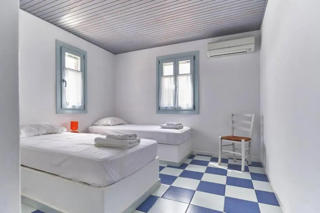 Ocean Villa in Paros