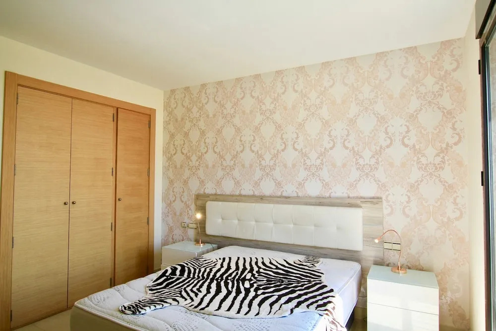 Samara 3 - Modern 2BR in Samara Resort Marbella, Indoor and Outdoor Pools, SPA