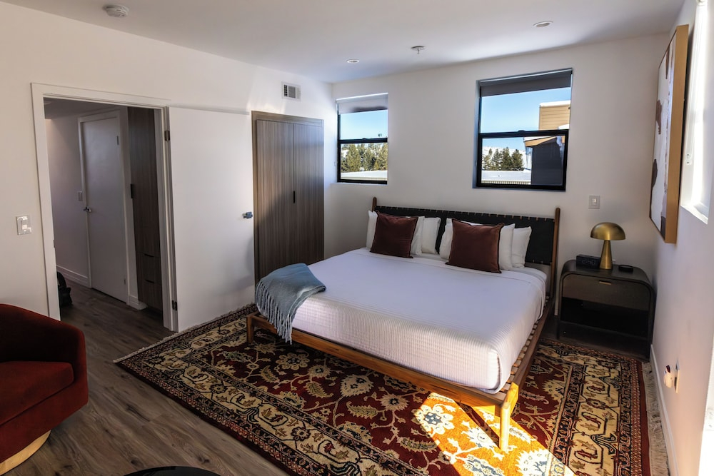 The Sierra House