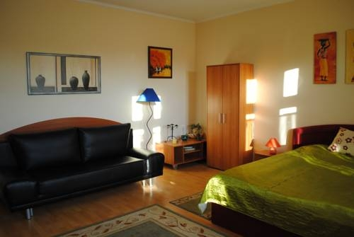 Méz Apartman