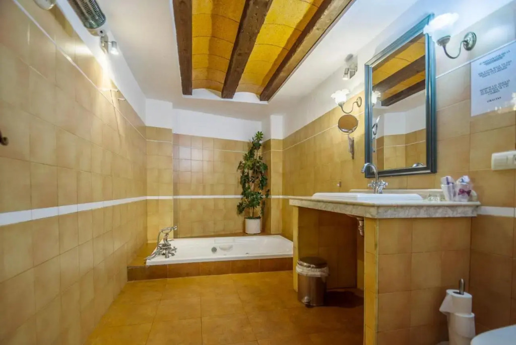 Hostal Nuevo Milán I
