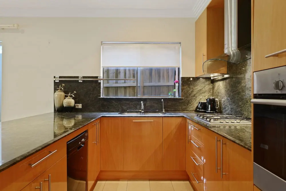 HomeHotel 4 Bedroom & Homeoffice with Nice Pool