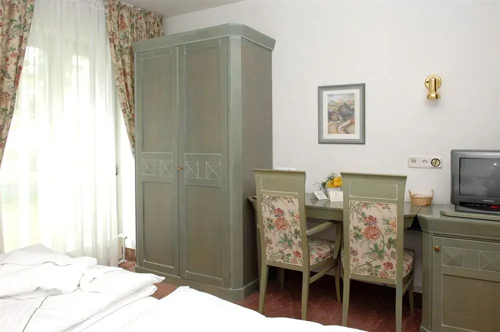 Hotel Gasthof Der Krug