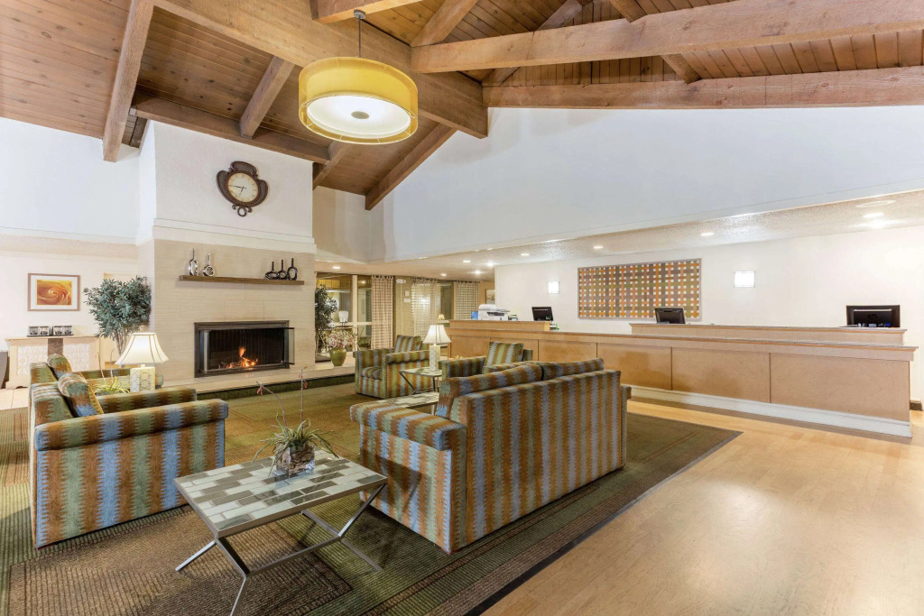 La Quinta by Wyndham Redding