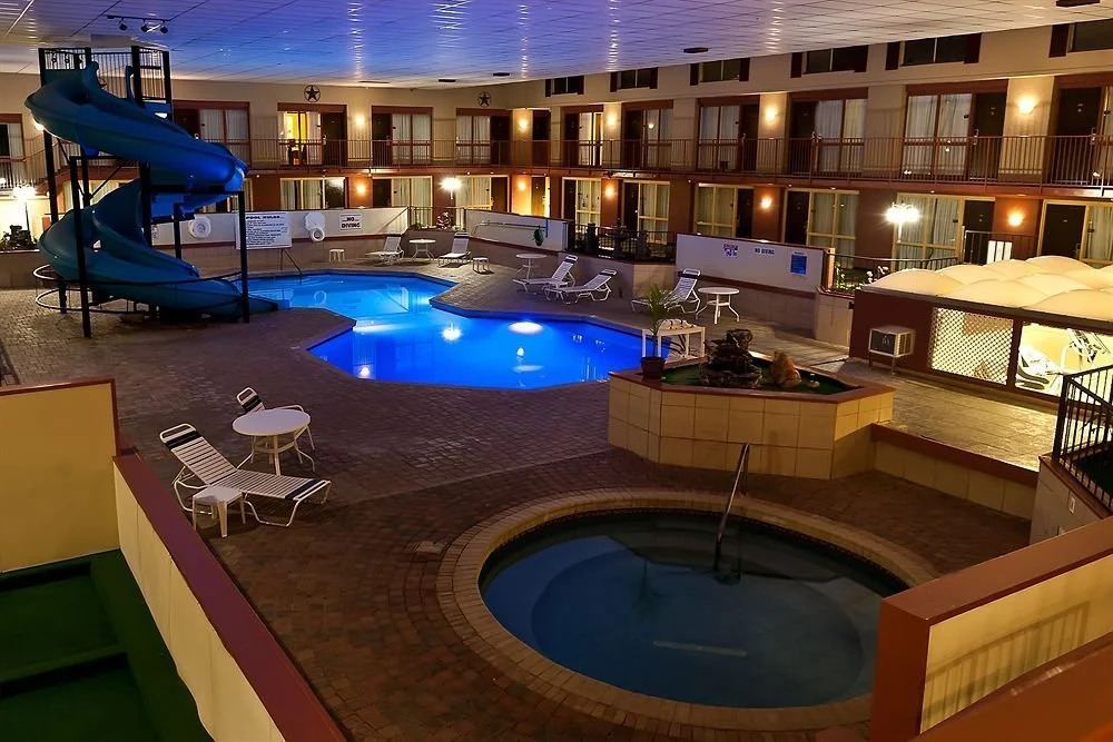 Flippers Holiday Village