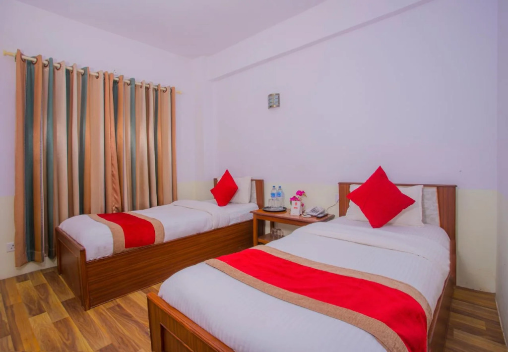 OYO 255 White Zambala Hotel