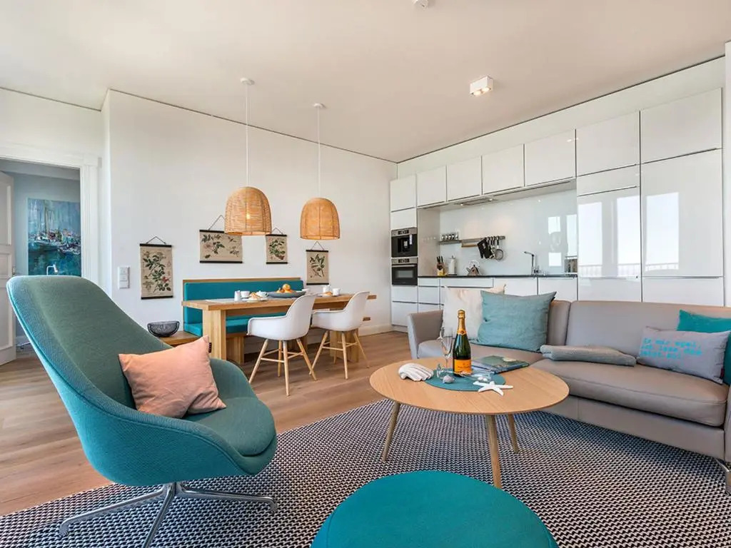 "FIRST" Sellin F645 Meerblick-Suite "View" im fünften OG