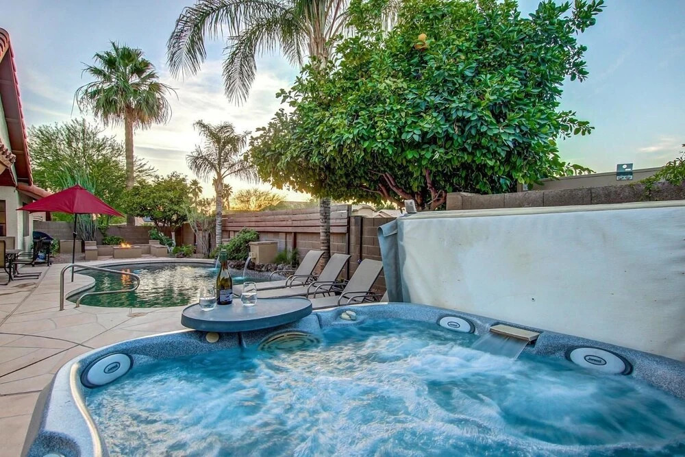 SLS Cactus Acres - FREE Heated Pool, Boccie, Spa & Pool Table.