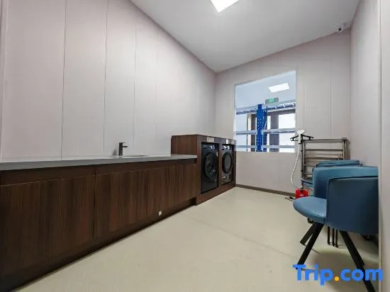 Homeinn Fairyland Shangpin Hotel (Heihe Central Pedestrian Street)