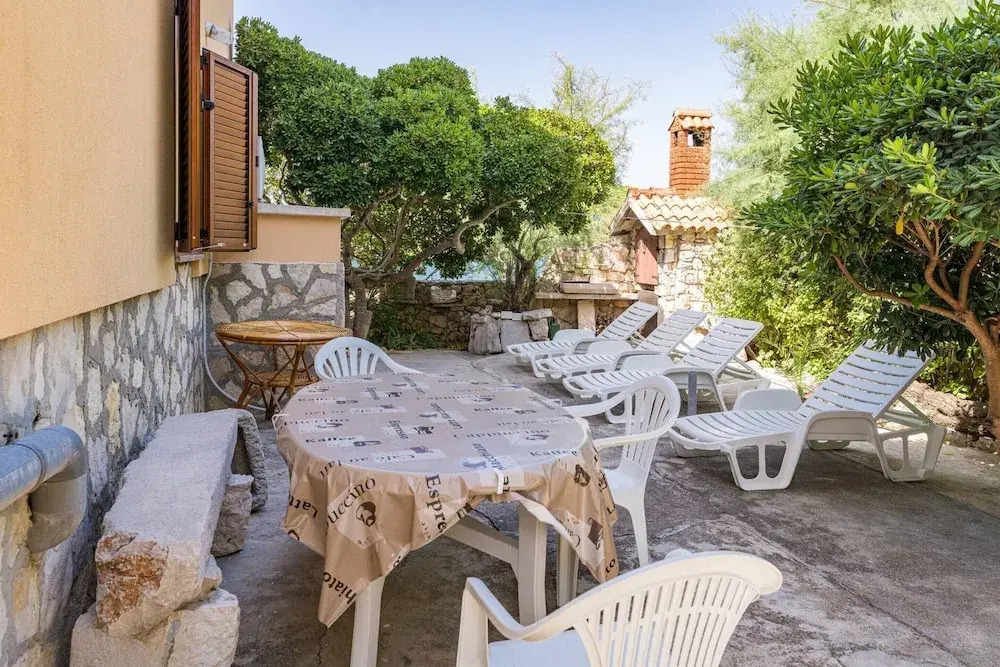 Three Bedroom Apartment With a sea View