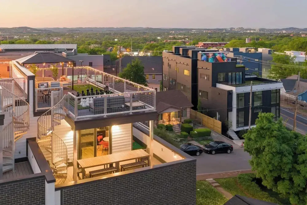 Luxury Retreat Double Rooftop Deck Game Room