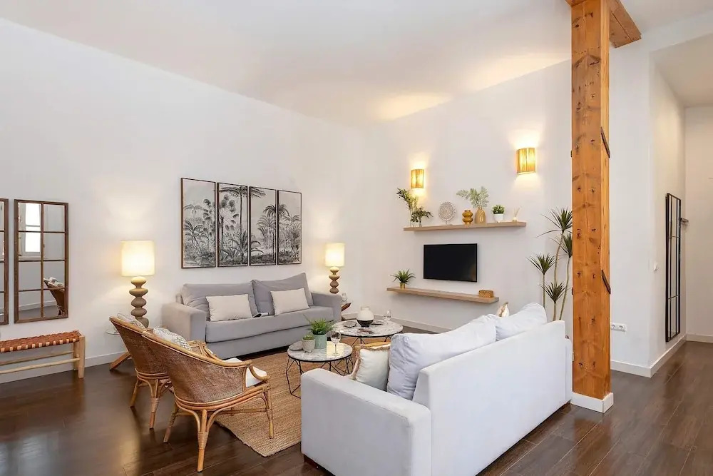 Wonderful Duplex Located in the Center of Malaga. Larios II