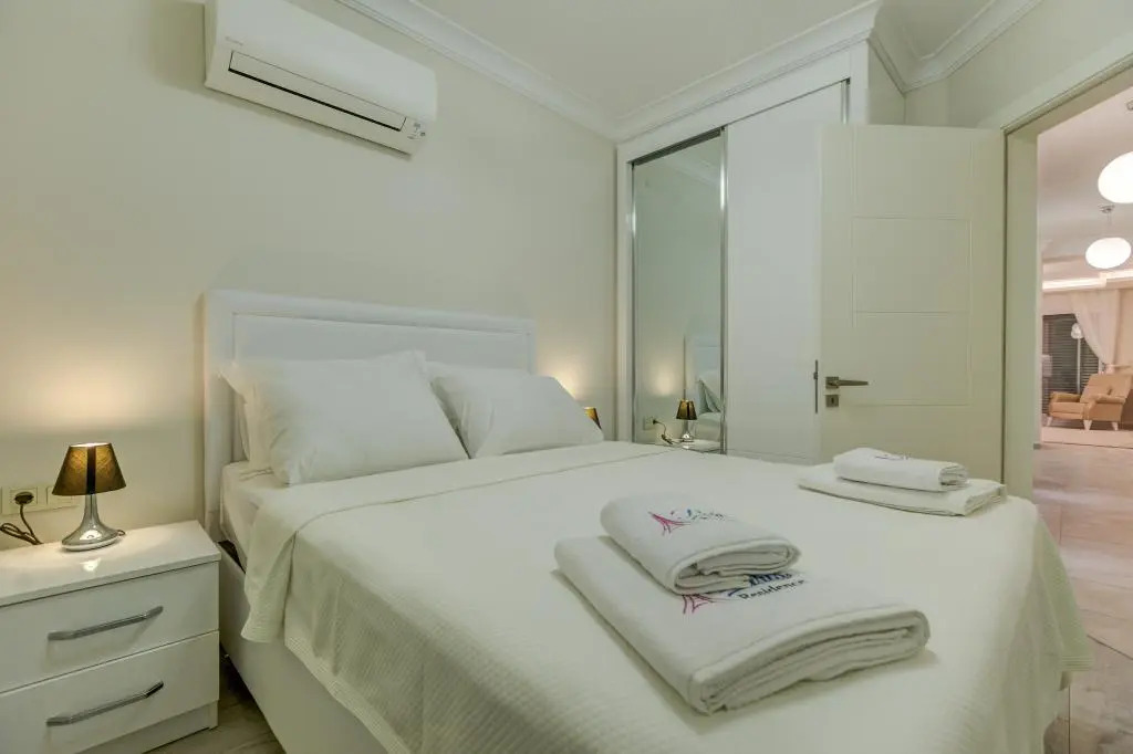 Paris Residence Cesme