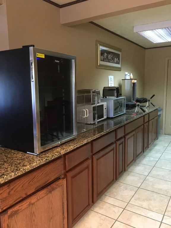 Americas Best Value Inn & Suites Ft Collins E at I-25