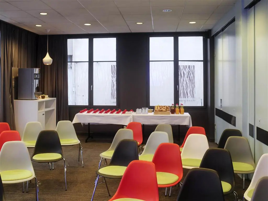 ibis Montargis