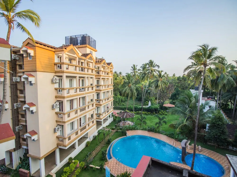 OYO 12951 Home Pool View 1BHK Aprora