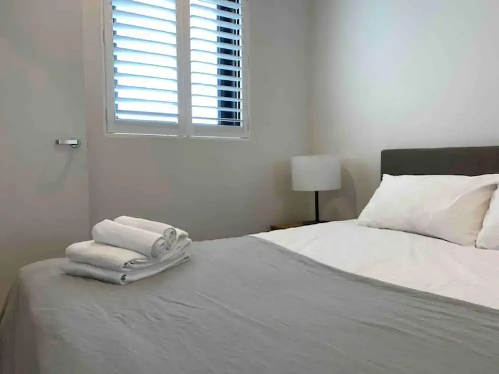 Modern 1 Bedroom Apartment South Yarra
