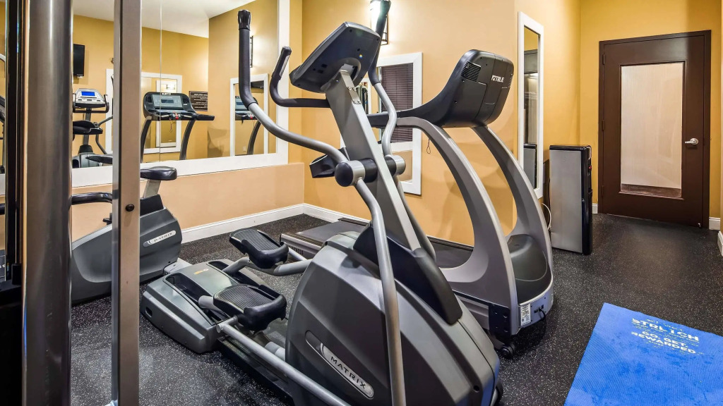 Aiden by Best Western Newark Airport