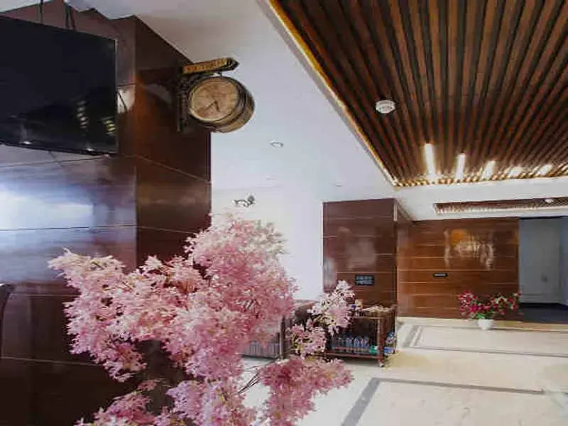 HR Grand Hotel