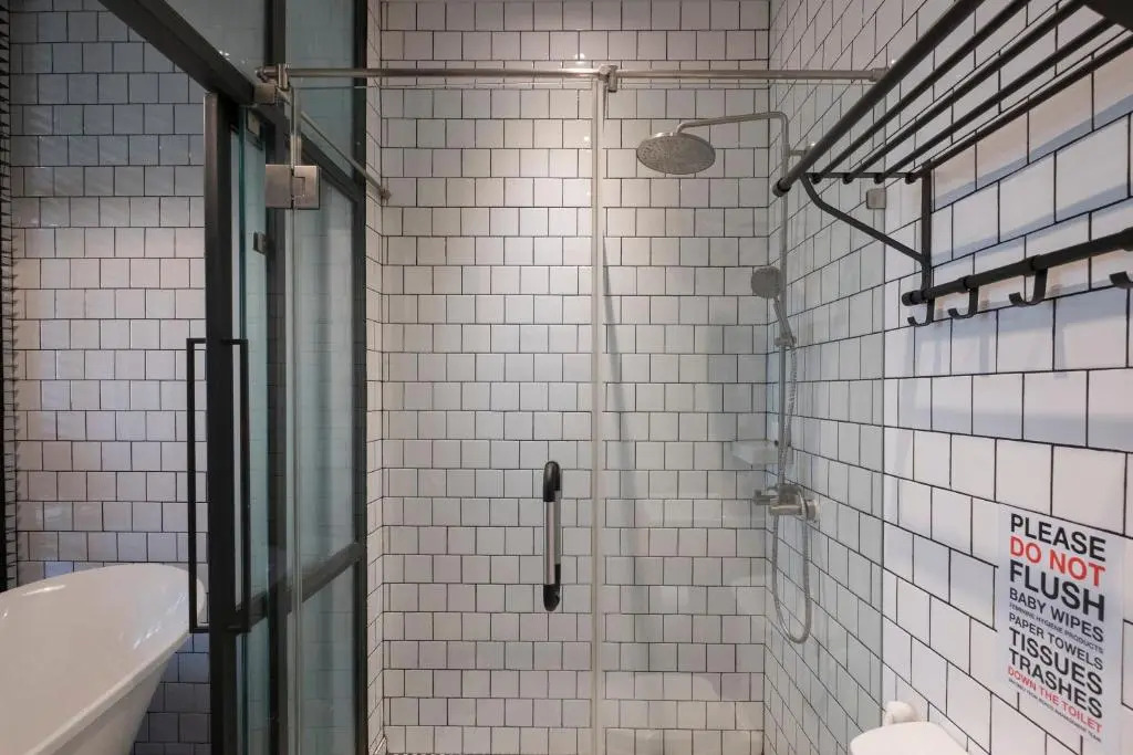 Iron32 Hotel
