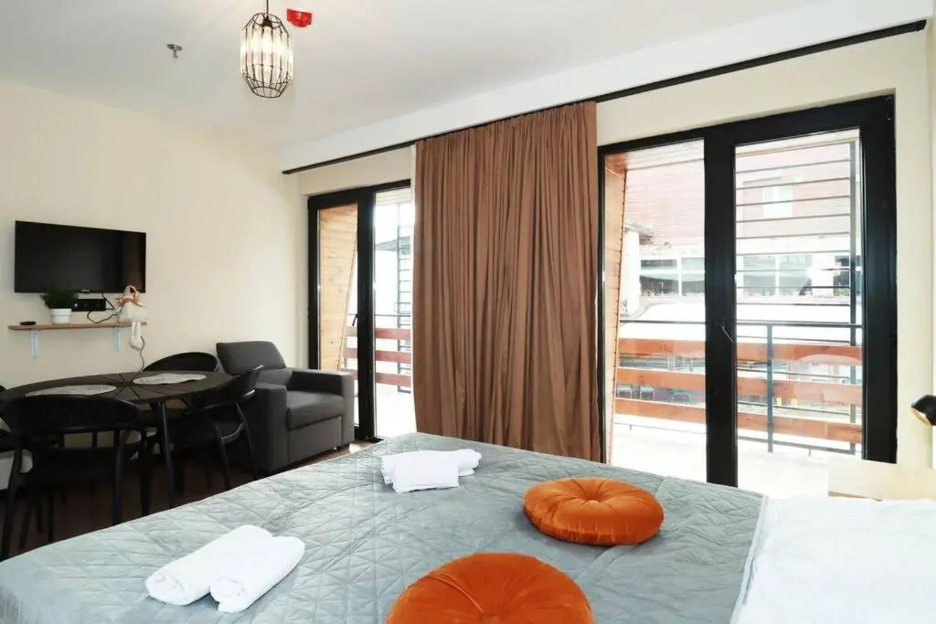 Stylish Apartment in Marshall