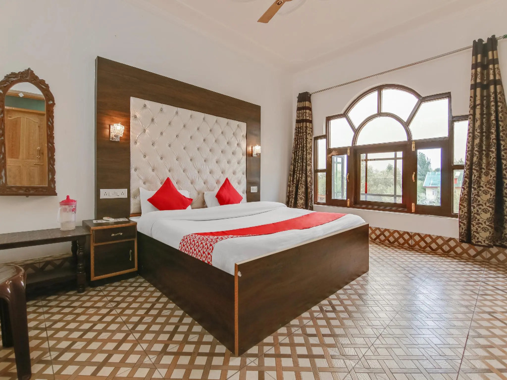 HOTEL ROYAL HAMEED